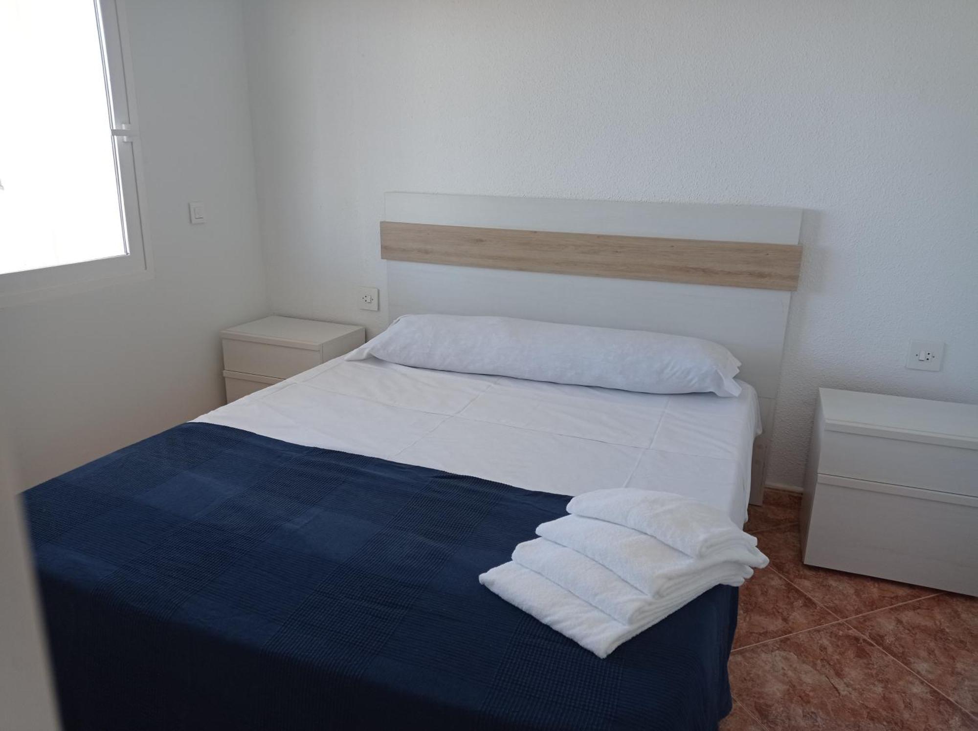Apartamentos Bonaire 1ª Linea Wifi Solo Familias Serviplaya Gandia Pokój zdjęcie